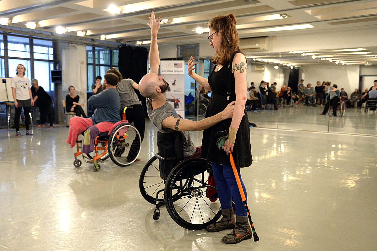 tävla i rullstolsdans